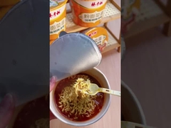 Sopa de batata-doce chinesa saborosa Vermicelli Henan com sabor a pimenta Método de cozimento Água fervente