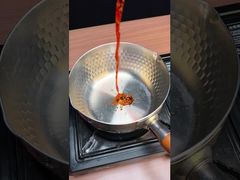 O macarrão instantâneo pode cozinhar como um hotpot