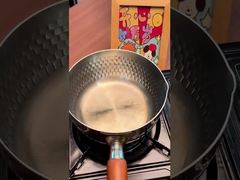 Macarrão largo + macarrão instantâneo, podemos cozinhar desta forma, chinês delicioso e gostoso