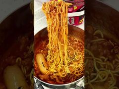 12 meses Prazo de validade Saciaria coreana Fritos de frango quente Fritos instantâneos de sabor coreano autêntico