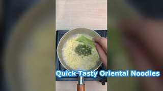 Macarrão com purê de tomate é tão saboroso!