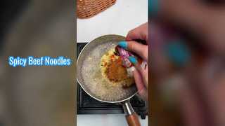 Macarrão Picante de Vermicelli com Carne 189g x 12 Barris