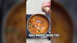 Refeição rápida com macarrão picante Chongqing Hotpot