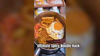 Você gostaria de tentar cozinhar macarrão instantâneo dessa maneira?