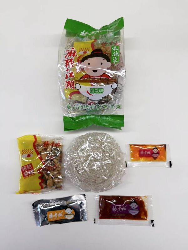 Método de cozimento com água fervente Vermicelli chinês de batata doce para os fãs de sabor ligeiramente picante