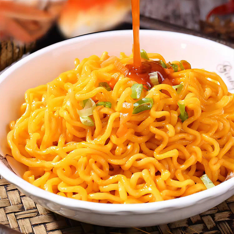Descubra o sabor autêntico dos macarrões orientais perfeitos para qualquer restaurante